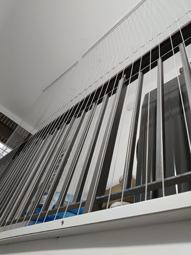 nvisible Grille for Balcony